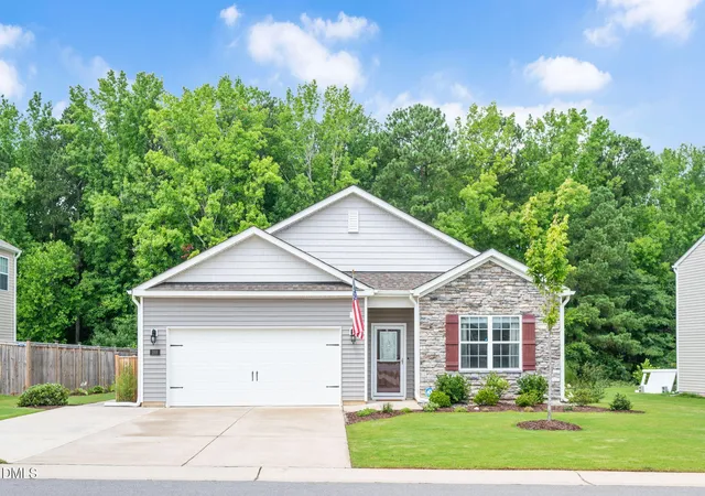 Photo 1 of Single family home for sale at 268 Silver Maple Dr, Fuquay Varina, NC 27526 | MLS# 10183224 | Listing updated on 2026-09-30
