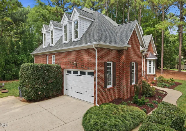 Photo 4 of Single family home for sale at 1212 Tacketts Pond Dr, Raleigh, NC 27614 | MLS# 10188514 | Listing updated on 2026-09-15