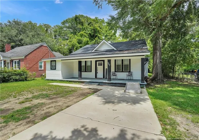 Photo 1 of Single family home for sale at 307 Bryan St, Fayetteville, NC 28305 | MLS# 766325 | Listing updated on 2026-08-27