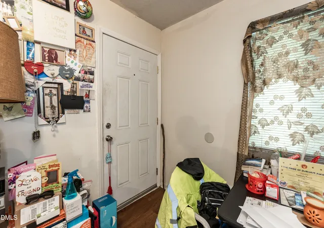 3rd image of 1 Fisher Pl, Durham, NC 27707 | MLS# 10182667