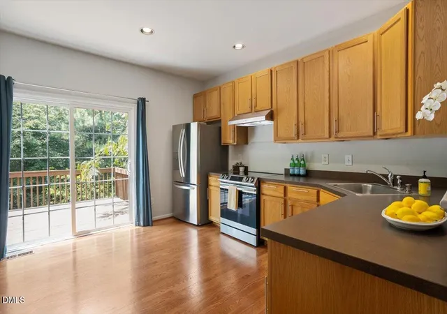 Photo 3 of Townhouse for sale at 5442 Echo Ridge Rd, Raleigh, NC 27612 | MLS# 10186013 | Listing updated on 2026-10-07