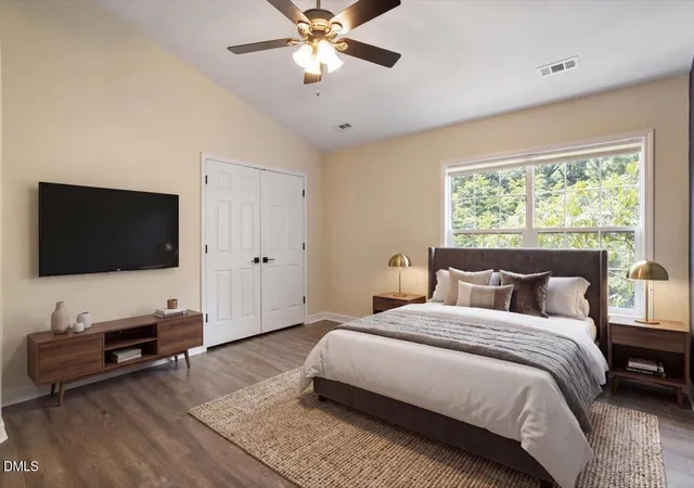 Photo 3 of Townhouse for sale at 5442 Echo Ridge Rd, Raleigh, NC 27612 | MLS# 10186013 | Listing updated on 2026-10-07