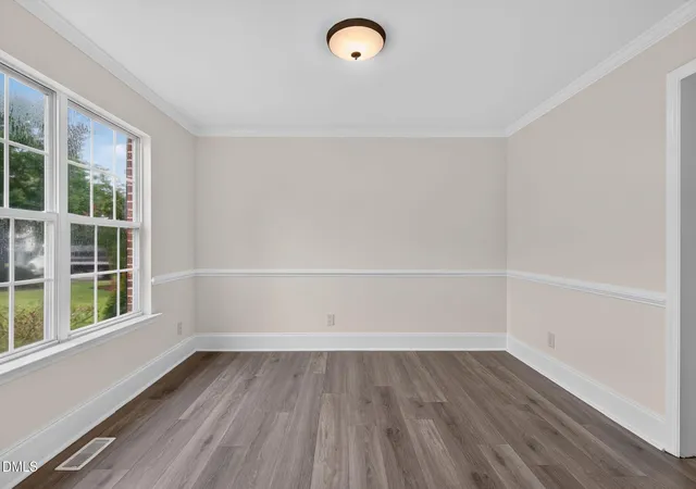 Photo 4 of Sale Pending at 1209 Waterford Green Dr, Apex, NC 27502 | MLS# 10182523 | Listing updated on 2026-09-12