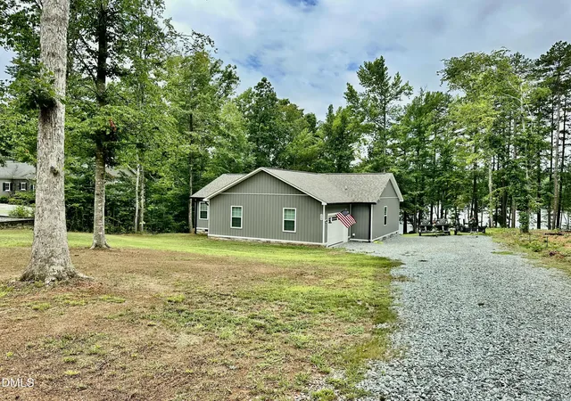 2nd image of 249 Fishermans Point Rd, Roxboro, NC 27574 | MLS# 10182561