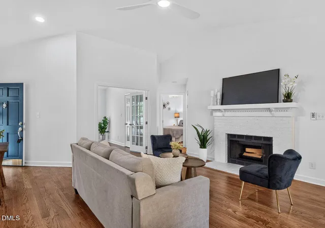4th image of 1100 Esher Ct, Raleigh, NC 27609 | MLS# 10183233