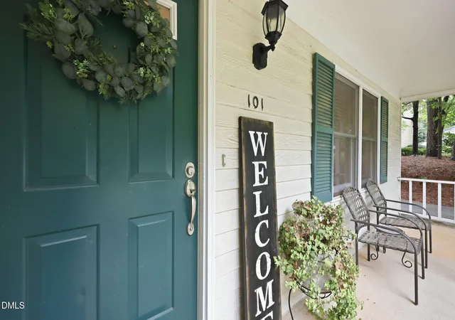 Photo 3 of Sale Pending at 101 Cathedral Way, Cary, NC 27513 | MLS# 10183049 | Listing updated on 2026-08-21