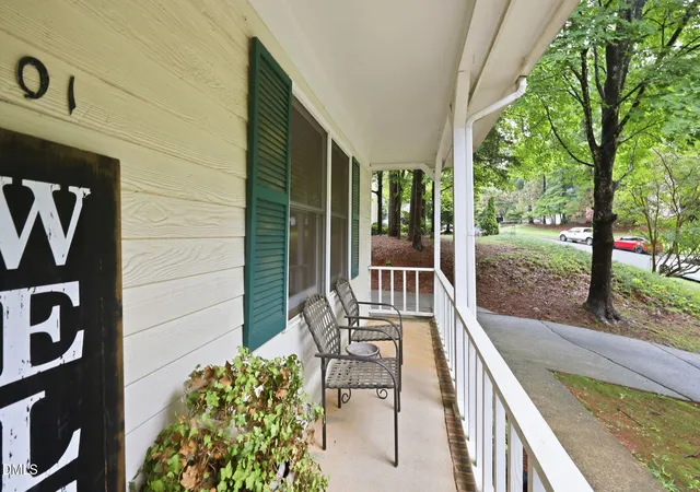 Photo 4 of Sale Pending at 101 Cathedral Way, Cary, NC 27513 | MLS# 10183049 | Listing updated on 2026-08-21