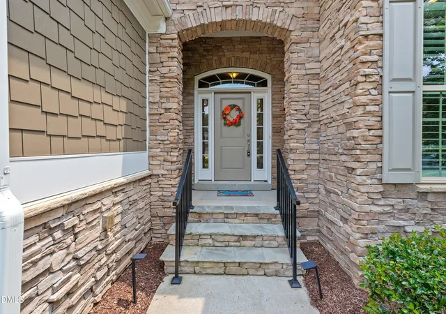 Photo 3 of Single family home for sale at 1609 Hasentree Villa Ln, Wake Forest, NC 27587 | MLS# 10182839 | Listing updated on 2026-09-17