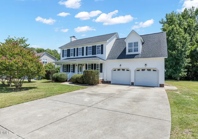 Photo 1 of Single family home for sale at 2252 Rowland Pond Dr, Willow Springs, NC 27592 | MLS# 10182415 | Listing updated on 2026-08-27