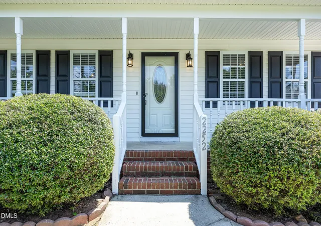 Photo 2 of Single family home for sale at 2252 Rowland Pond Dr, Willow Springs, NC 27592 | MLS# 10182415 | Listing updated on 2026-08-27