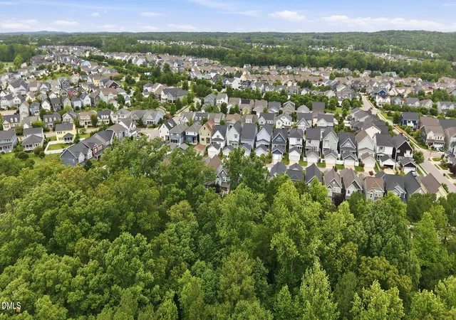 Photo 36 of Sale Pending at 47 Hawk Point Rd, Chapel Hill, NC 27516 | MLS# 10182544 | Listing updated on 2026-08-08