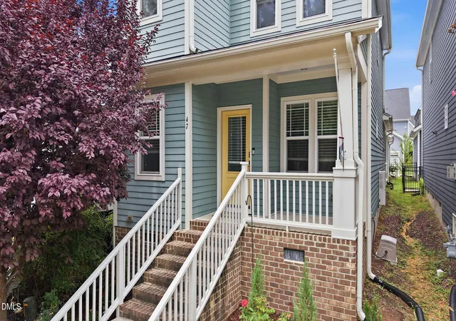 Photo 3 of Sale Pending at 47 Hawk Point Rd, Chapel Hill, NC 27516 | MLS# 10182544 | Listing updated on 2026-08-08