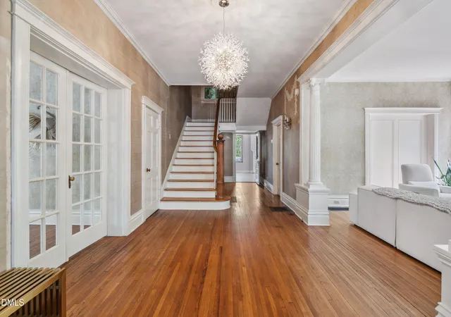 Photo 3 of Single family home for sale at 116 Hawthorne Rd, Raleigh, NC 27605 | MLS# 10182428 | Listing updated on 2026-09-14