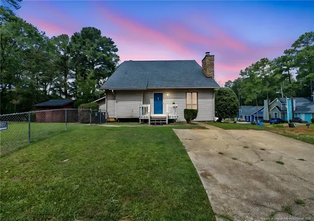 Townhouse for sale at 6477 Pittsfield Dr, Fayetteville, NC 28303 | MLS# 766614