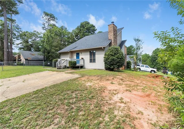 Photo 3 of Townhouse for sale at 6477 Pittsfield Dr, Fayetteville, NC 28303 | MLS# 766614 | Listing updated on 2026-07-29