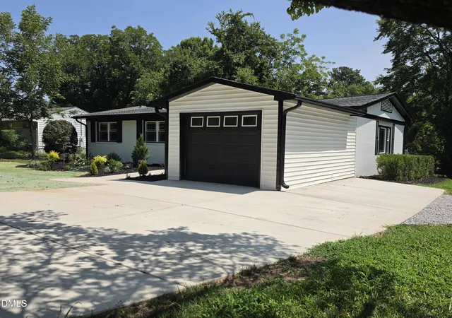 4th image of 3000 Brentwood Rd, Raleigh, NC 27604 | MLS# 10182506
