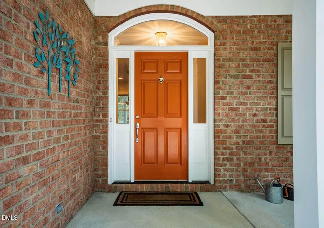 Photo 4 of Sale Pending at 1624 Rosebriar Pl, Hillsborough, NC 27278 | MLS# 10185725 | Listing updated on 2026-09-24