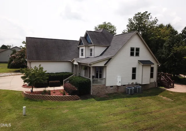 Photo 3 of Sale Pending at 67 Meherrin Ct, Archer Lodge, NC 27527 | MLS# 10183007 | Listing updated on 2026-08-24