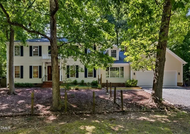 Photo 1 of Single family home for sale at 2537 Booker Crk Rd, Chapel Hill, NC 27514 | MLS# 10182513 | Listing updated on 2026-08-28