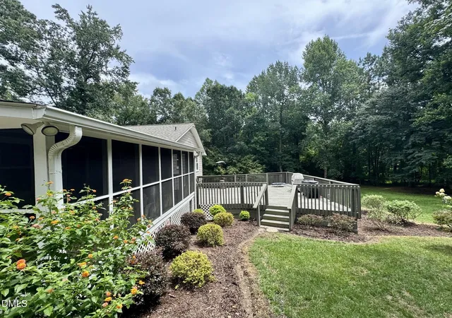 Photo 4 of Sale Pending at 1384 Faulkner Town Rd, Henderson, NC 27537 | MLS# 10185028 | Listing updated on 2026-09-24