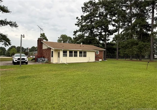 Photo 3 of Sale Pending at 672 E Palmer Rd, Raeford, NC 28376 | MLS# 766634 | Listing updated on 2026-08-19