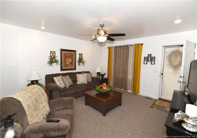 Photo 3 of Sale Pending at 386 Oakwood Hts Dr, Lumberton, NC 28358 | MLS# 766648 | Listing updated on 2026-09-09