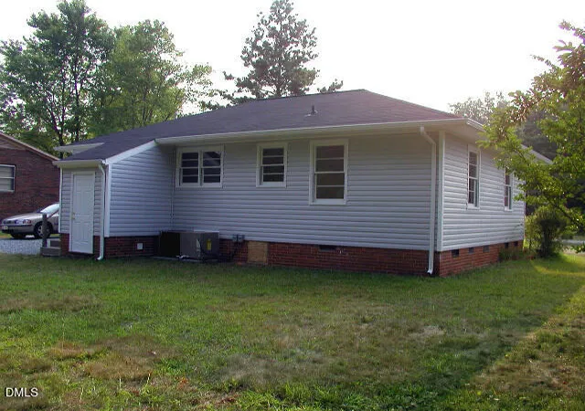Photo 3 of Single family home for sale at 204 West St, Mebane, NC 27302 | MLS# 10184388 | Listing updated on 2026-10-08
