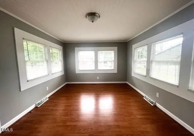 2nd image of 2208 Young St, Burlington, NC 27215 | MLS# 10184379