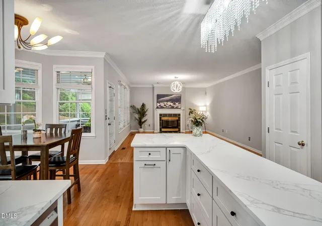 5th image of 107 Lonebrook Dr, Chapel Hill, NC 27516 | MLS# 10182583