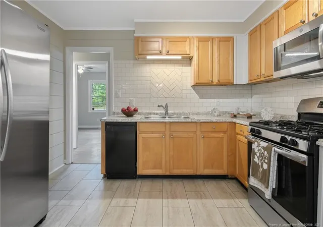Photo 4 of Single family home for sale at 5404 Sandstone Dr, Fayetteville, NC 28311 | MLS# 766536 | Listing updated on 2026-09-18