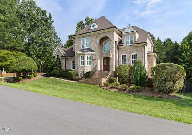 2nd image of 81 Edgewood Dr, Durham, NC 27713 | MLS# 10183419