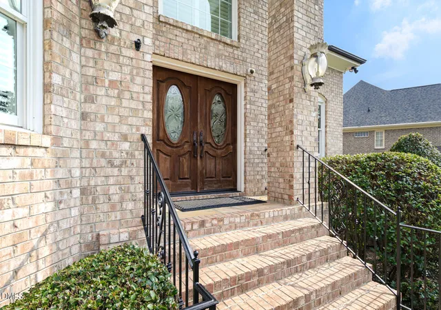 3rd image of 81 Edgewood Dr, Durham, NC 27713 | MLS# 10183419