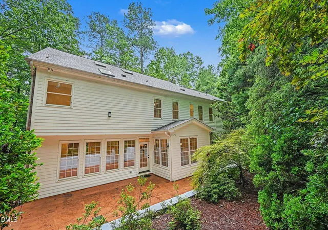 Photo 37 of Single family home for sale at 101 Collinson Dr, Chapel Hill, NC 27514 | MLS# 10182742 | Listing updated on 2026-08-27