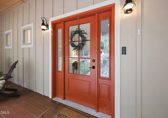 Photo 3 of Single family home for sale at 2010 Damascus Church Rd, Chapel Hill, NC 27516 | MLS# 10184835 | Listing updated on 2026-09-13
