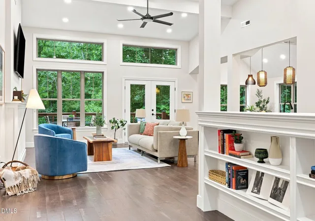 Photo 4 of Single family home for sale at 2010 Damascus Church Rd, Chapel Hill, NC 27516 | MLS# 10184835 | Listing updated on 2026-09-13