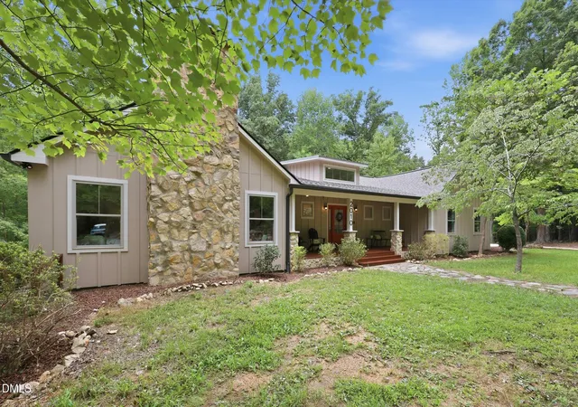 Photo 1 of Single family home for sale at 2010 Damascus Church Rd, Chapel Hill, NC 27516 | MLS# 10184835 | Listing updated on 2026-09-13