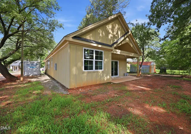 10th image of 518 N Charles St #A, Mebane, NC 27302 | MLS# 10185179