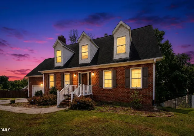 1st image of 308 Ridgeland Dr, High Point, NC 27262 | MLS# 10183277