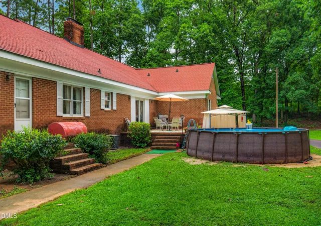 Photo 3 of Single family home for sale at 1595 N Moore Rd, Robbins, NC 27325 | MLS# 10182683 | Listing updated on 2026-10-09