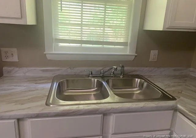 Listing Photo 5 - Condo for sale in building located at 814 Varsity Dr, Fayetteville, NC 28301 - Unit #A-B