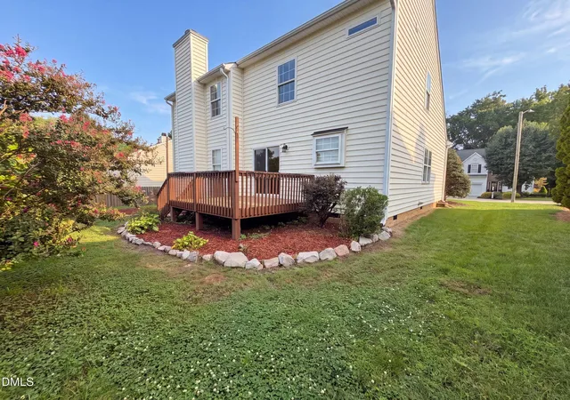 Photo 4 of Single family home for sale at 4549 Drewbridge Way, Raleigh, NC 27604 | MLS# 10182672 | Listing updated on 2026-09-16