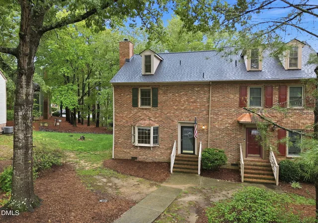 Photo 2 of Sale Pending at 3127 Coachmans Way, Durham, NC 27705 | MLS# 10182896 | Listing updated on 2026-08-16