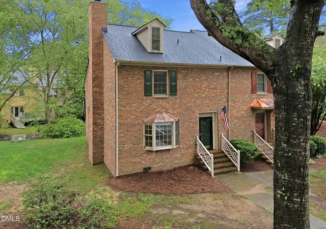 Photo 3 of Sale Pending at 3127 Coachmans Way, Durham, NC 27705 | MLS# 10182896 | Listing updated on 2026-08-16