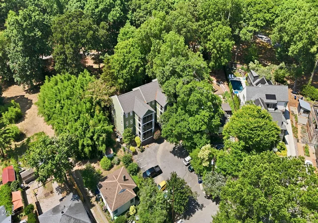 2nd image of 615 Kirby St, Raleigh, NC 27606
