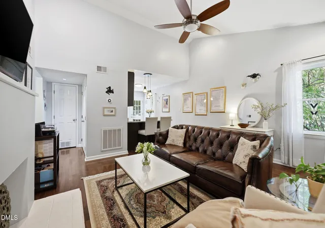 4th image of 615 Kirby St, Raleigh, NC 27606