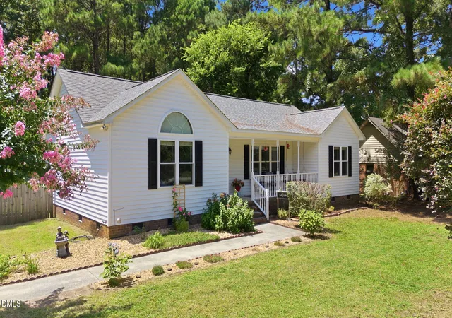 Photo 1 of Single family home for sale at 5419 Cleveland Rd, Clayton, NC 27520 | MLS# 10184579 | Listing updated on 2026-09-23