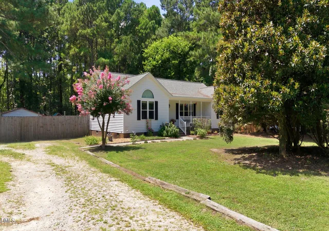 Photo 2 of Single family home for sale at 5419 Cleveland Rd, Clayton, NC 27520 | MLS# 10184579 | Listing updated on 2026-09-23