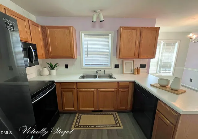 Photo 3 of Sale Pending at 5805 Seward Dr, Knightdale, NC 27545 | MLS# 10185900 | Listing updated on 2026-08-26