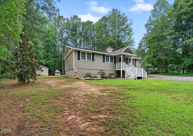 3rd image of 1379 Briggs Rd, Henderson, NC 27537 | MLS# 10182924
