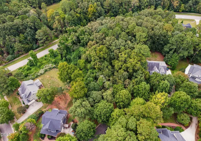 2nd image of 105 Wright Hill Dr, Durham, NC 27712 | MLS# 10183581